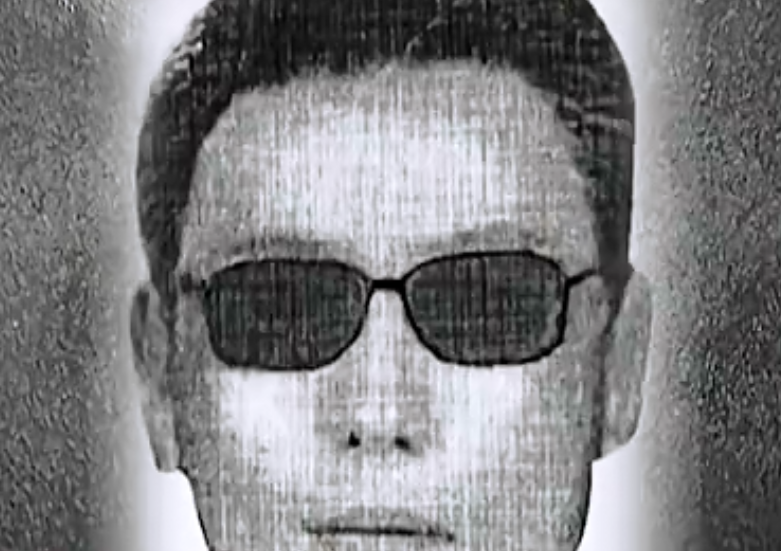 社情汇编 持枪在苏、湘、渝三省市作案，枪杀多人，警方出动4万人进行围剿