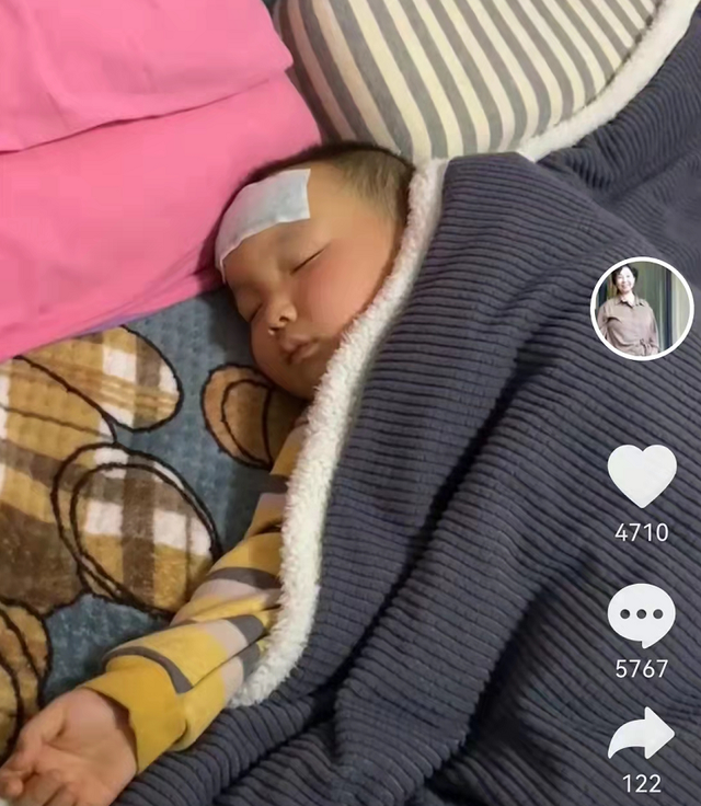 杜新枝晒孙子发烧照,随后她说姚家都没有人性,劝许敏别再作妖了