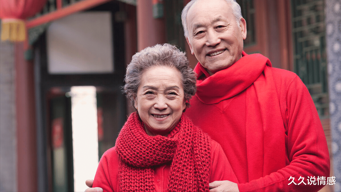 久久说情感|和舞伴搭伙半年后，67岁老人：她不可理喻，女人：这是你的责任