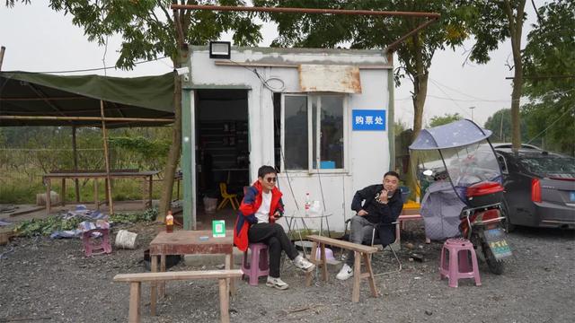 苏杭|豪车停满、买装备花100多万,钓鱼是男人最后要占领的高地?