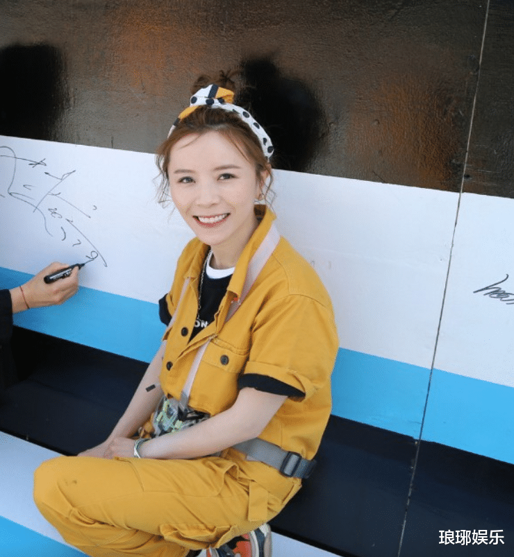 慢综艺|《向往5》快播完，鹅厂又一档慢综艺来袭，3对夫妻加盟收视要爆