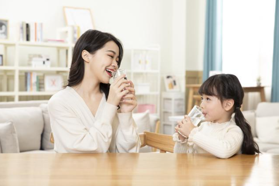 重金属|央视曝光的“毒水”看着干净，实则有害，有孩子的尤其要注意