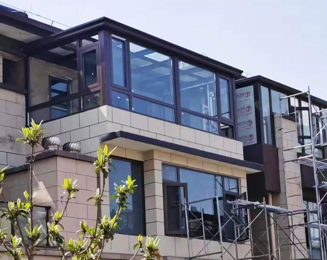 断桥铝门窗|定制断桥铝门窗，无论你选400还是1000元的，为什么都容易踩坑？