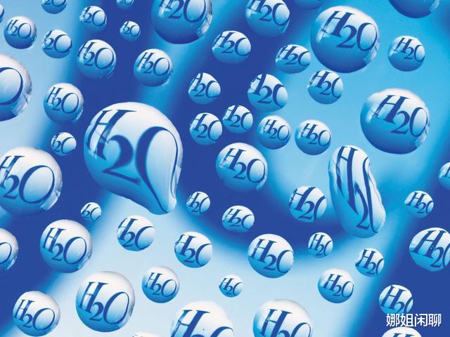 恒星 宇宙中会不会存在一种全是水的星球，就像水珠一样漂浮在宇宙中？