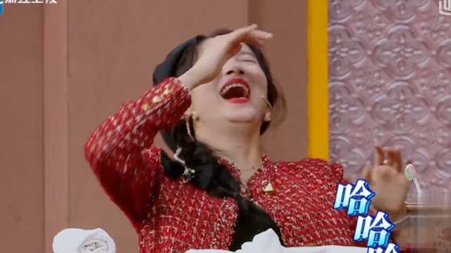 关晓彤|王牌：节目组晒关晓彤朋友圈，前一天动态亮了，都是鹿晗惹的祸？