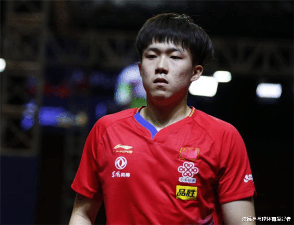 刘丁硕|超级大冷!国乒00后天才无缘4连胜,世青赛冠军3-2艰难险胜成黑马