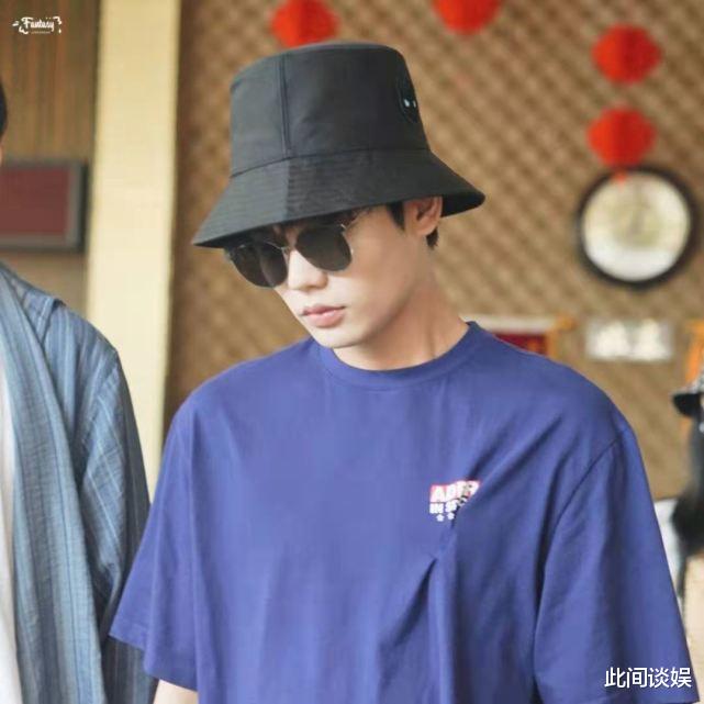 郑渊洁|归来三部曲已发两首，林彦俊在新歌评论下翻拍，暖心回复“我在”