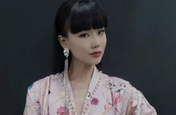 闪光的乐队|《闪光的乐队》即将开启踢馆赛,“双周组合”或面临淘汰危险?