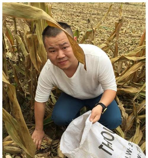 岳云鹏|岳云鹏：给5个姐姐一人购买了一套房产，为何让弟弟留守在了农村