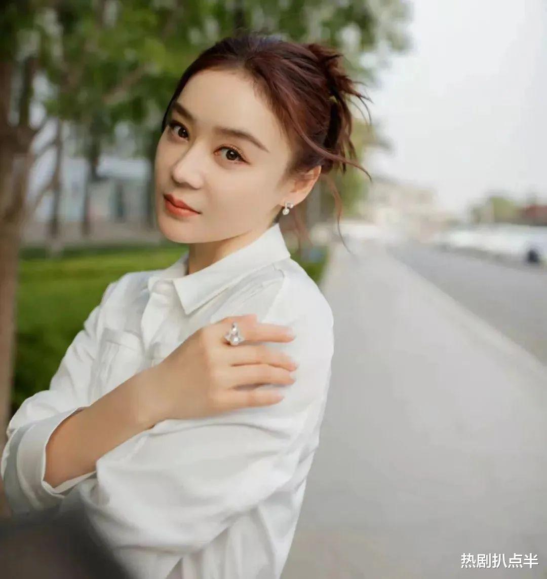 袁姗姗|什么叫一张嘴毁了整张脸？袁姗姗香肠嘴好出戏，颖儿唇歪好别扭