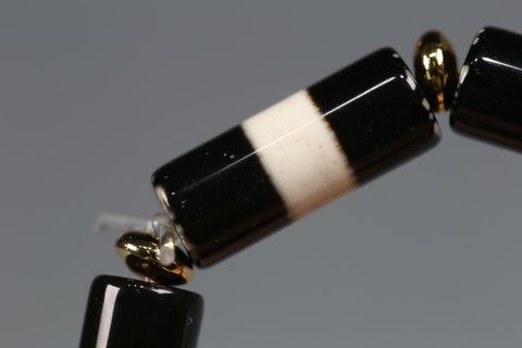 |藏传珍品——黑白线珠手串