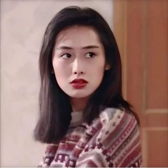 穿衣搭配 如何搭配港风服装？细节体现精致，品味提升格调，让你美出新高度