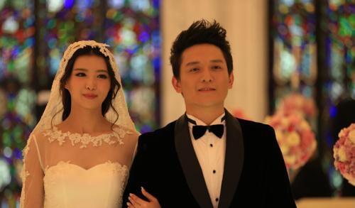 叶璇|张杨果儿优雅旗袍装惊艳四方，主持人白克力戏称：羡慕你老公