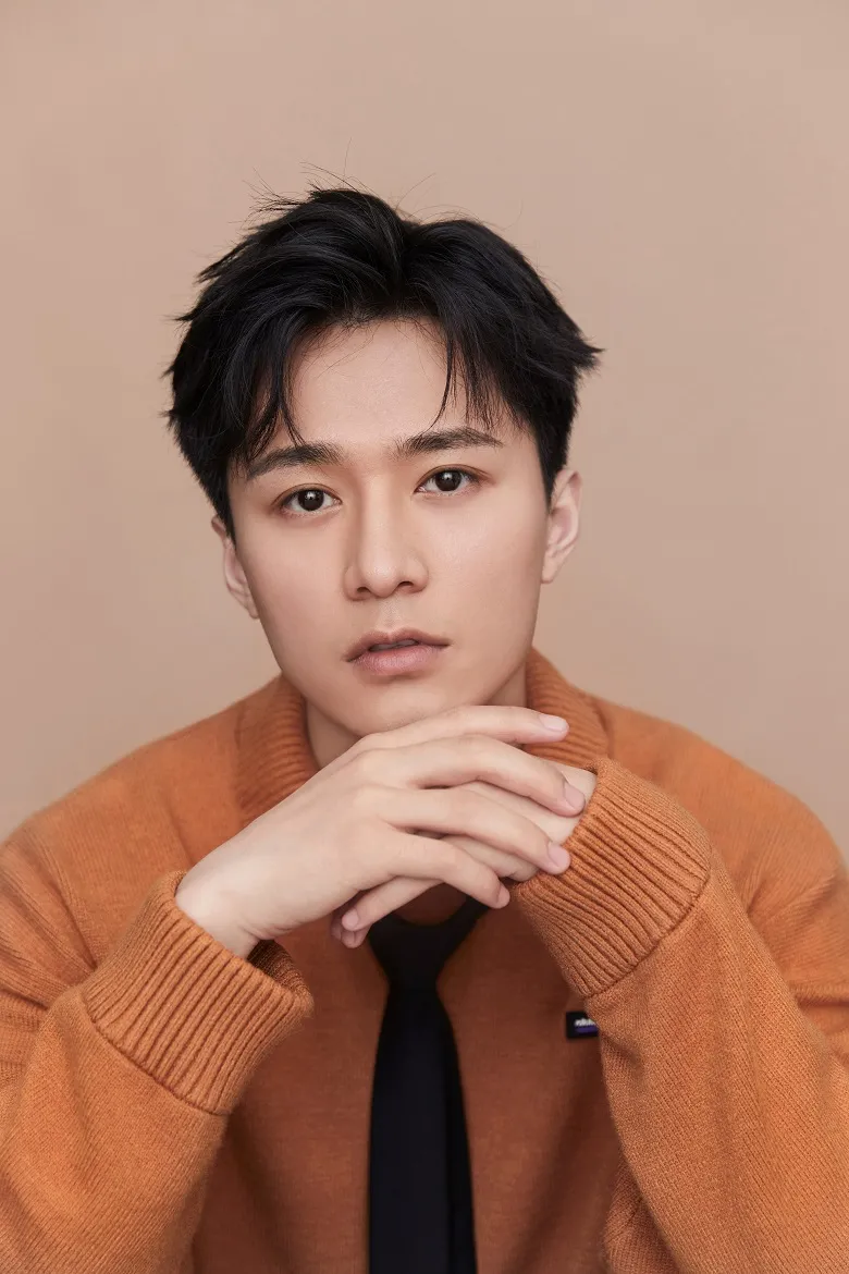 王皓祯|专访 | 《皎若云间月》王皓祯:在感性与理性间的碰撞