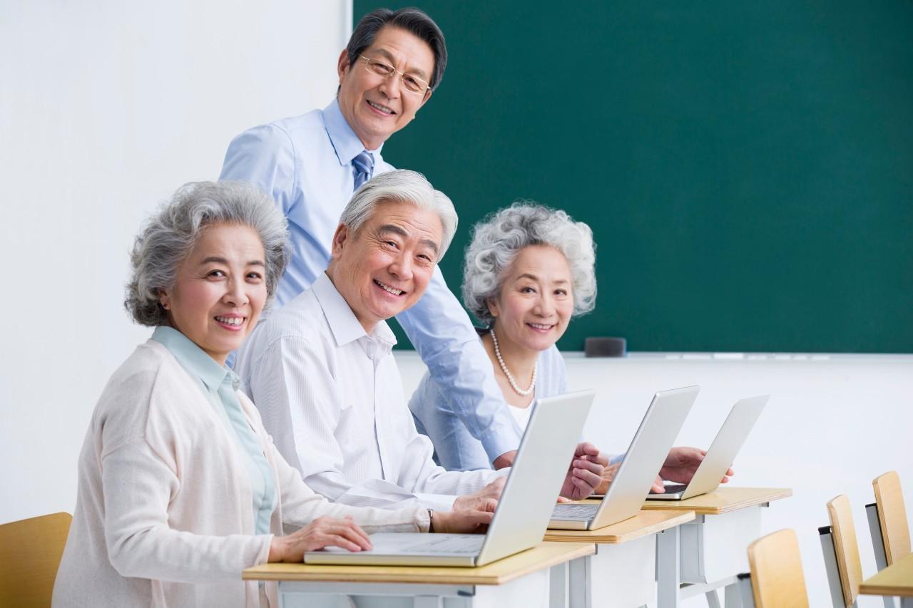 军武观察 退休人员有“福”了，养老金将迎来3个变化，关乎你的“钱袋子”