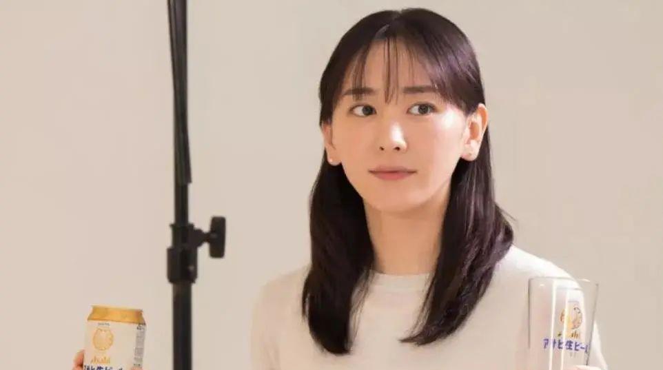 沈月|新垣结衣新剧搭档小栗旬，造型被吐槽，颜值下滑了？