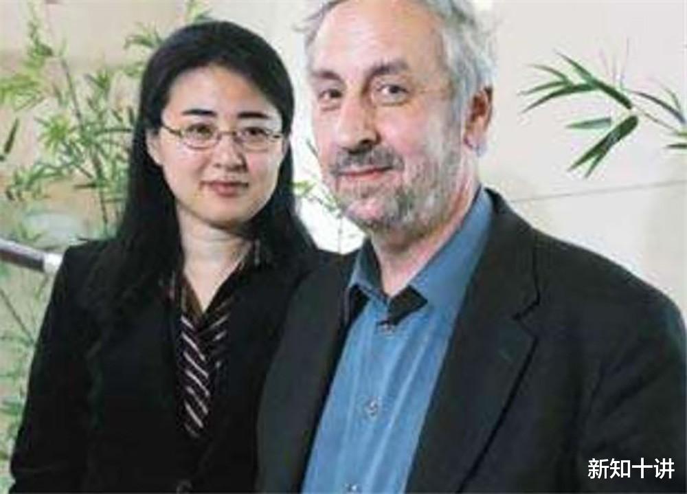 |1999年，北大才女田晓菲嫁给美国老头，如今怎么样了？