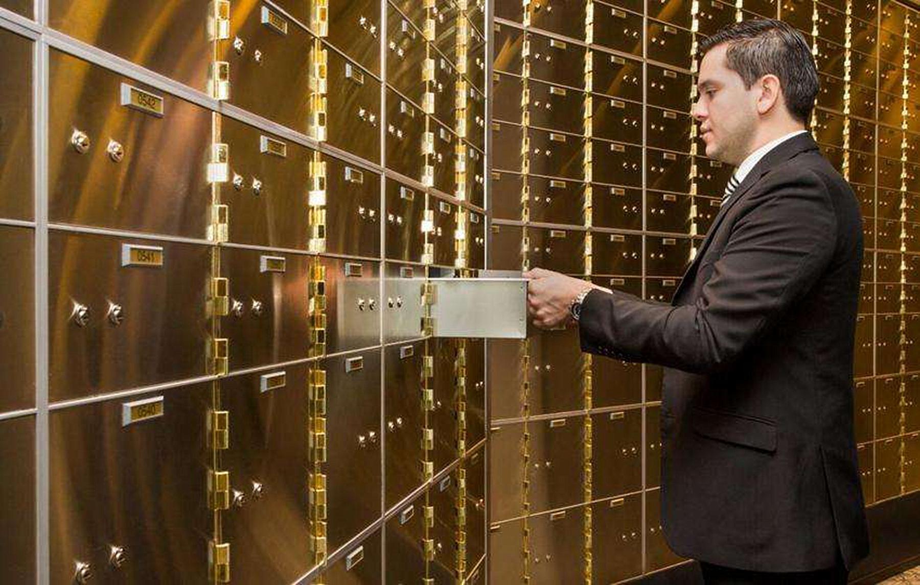 瑞士银行 瑞士银行为何被称为世界上“最安全”的银行?看它金库在哪就懂了