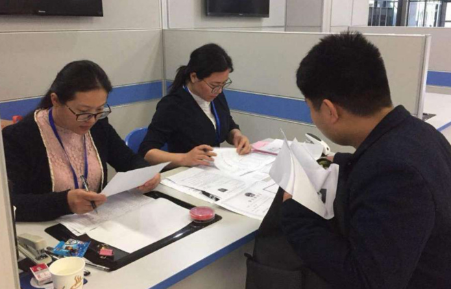 安妈育儿日|95后公务员晒出“工资条”，理想与现实的差距，网友：不敢相信