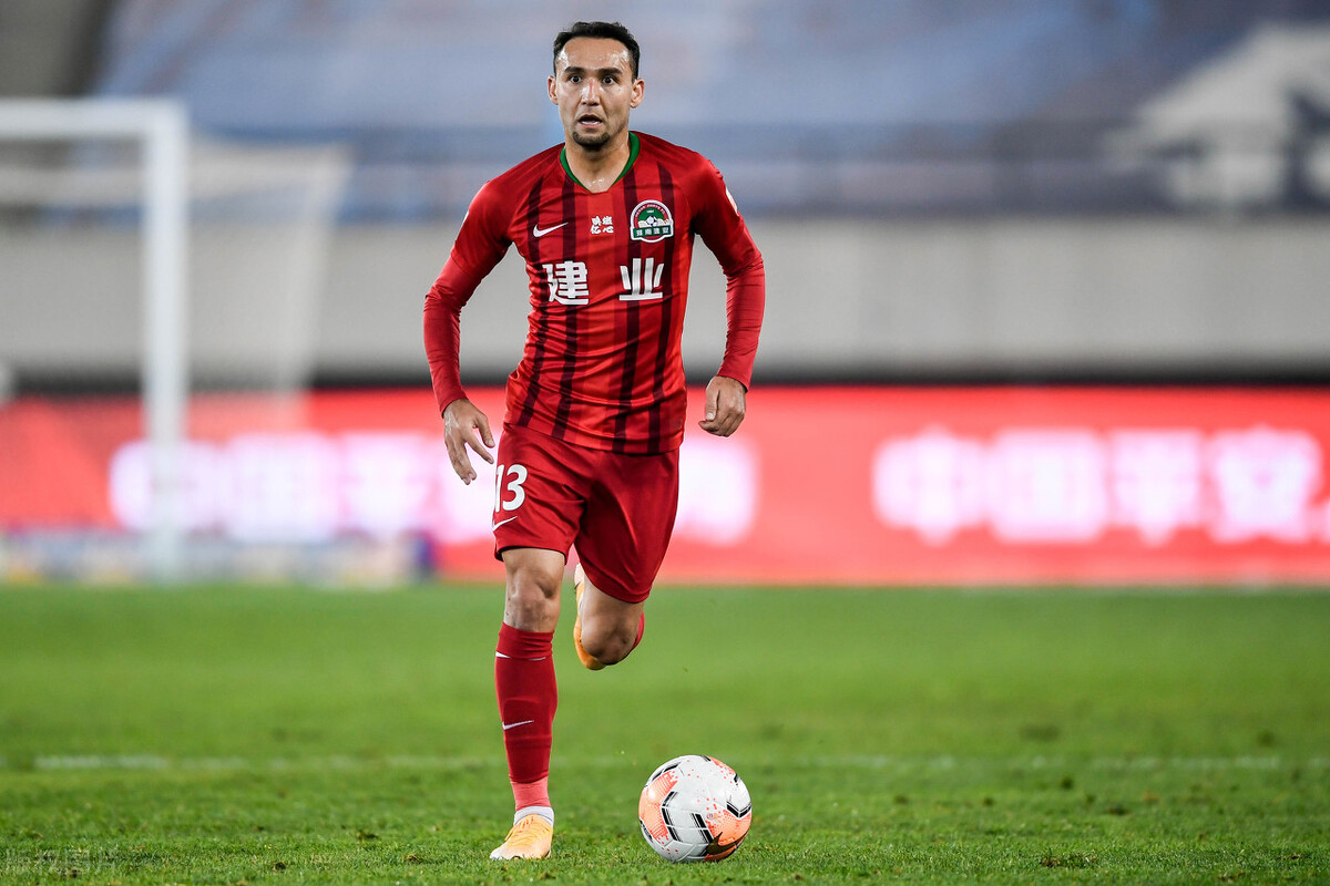 新疆維吾爾自治區(qū)|中原鐵軍的13號名叫阿布都外力，把建業(yè)精神融入血液里的新疆球員