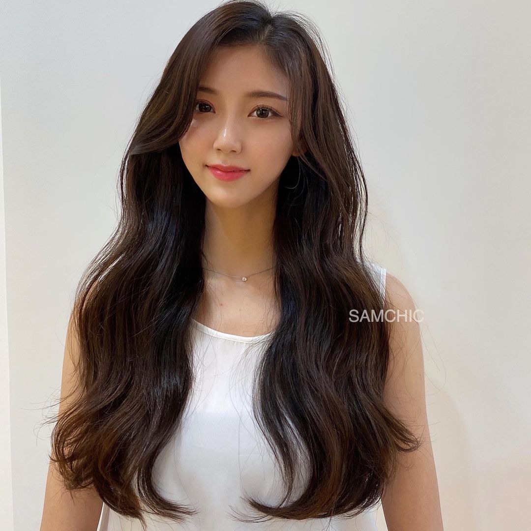 景甜|2021发型别乱剪，17款流行发型送给你，越看越心动