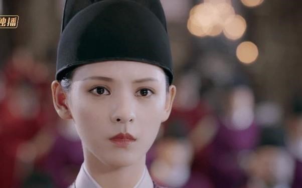 与君歌|《与君歌》首播热度夺冠，成毅演技获赞，傻白甜女主和剧情成败笔