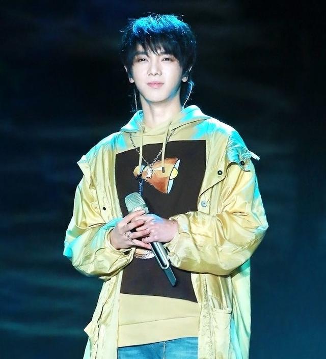 心动的信号|周深也整容了？29岁近照被指越来越像华晨宇