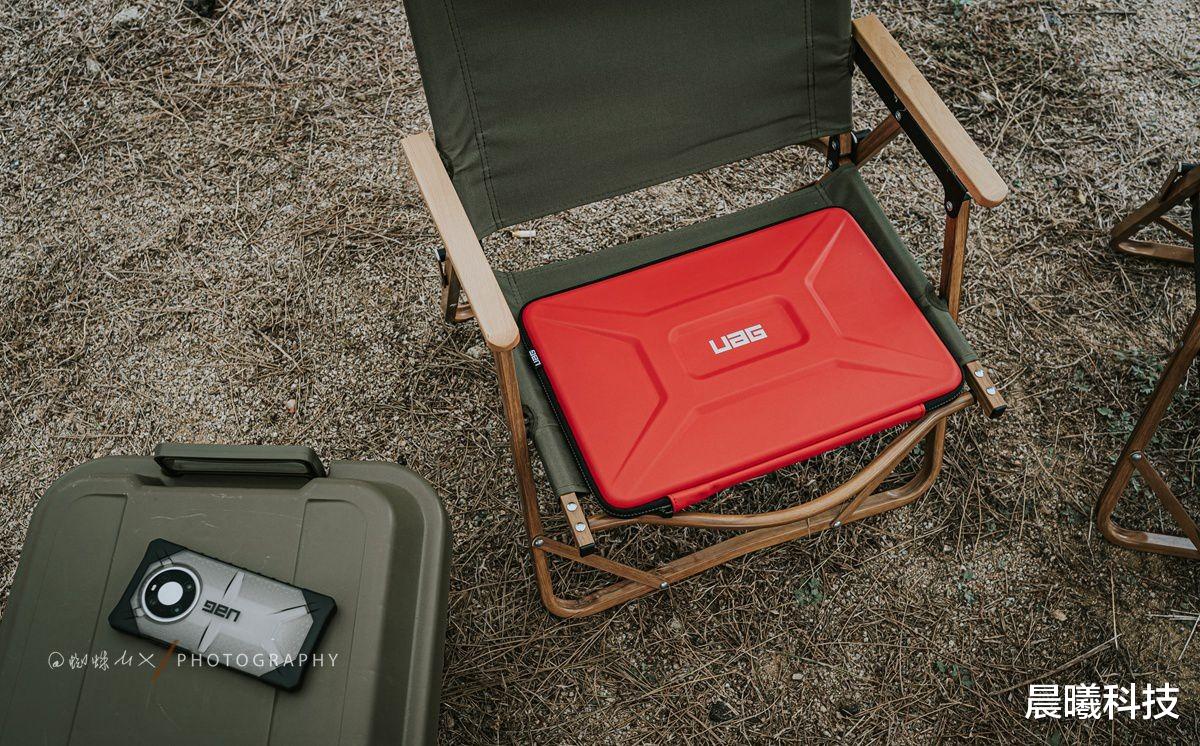 手机壳|华为Mate40Pro的抗摔“铁甲衣”,能砸核桃的UAG手机壳上手