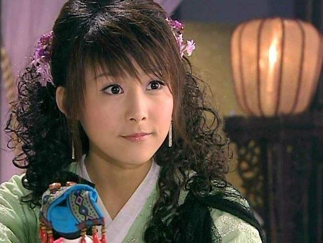 贾青|她曾红极一时，却因被爆“私生活混乱”人设崩塌，如今无戏可拍