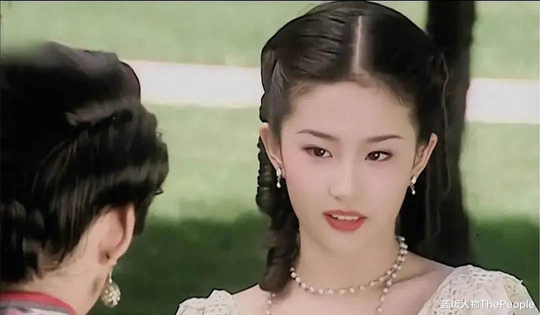 修图|女明星精修图下的“真面目”，治好了多少人的容貌焦虑