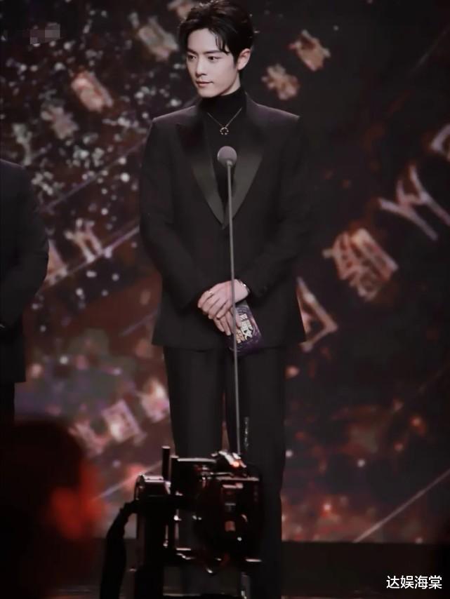 肖战|肖战加盟东方卫视春晚,憋到最后一天才官宣!但节目仍保留悬念
