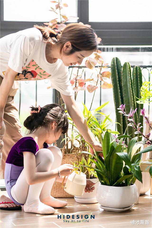 |不要再忌讳顶楼了,这家人在143㎡的顶层复式里,享受着隐居生活