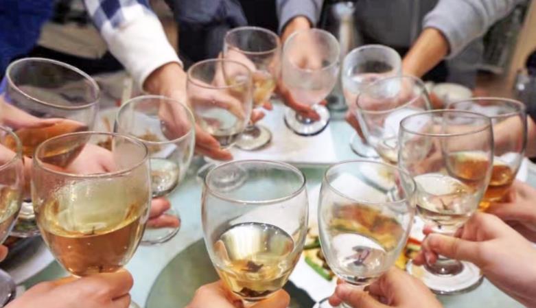 二甲双胍|长期吃二甲双胍，会有副作用吗？提醒：服药时，尽量牢记这几点