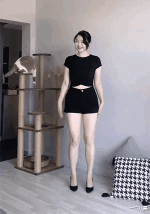 |“实习女同事每天都来我办公室请教问题！我真有些体力不支”，哈哈哈