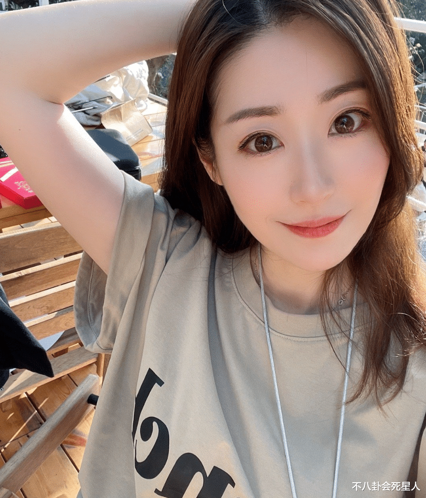 选秀|内地8位过气选秀艺人现状：劈腿毁掉事业，穷到只剩11块钱