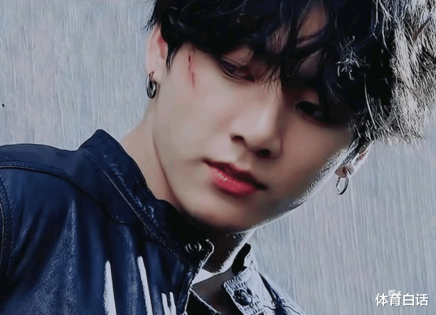 田柾国|爱豆田柾国，他从不主动向粉丝，面对镜头把伤藏起来说不疼