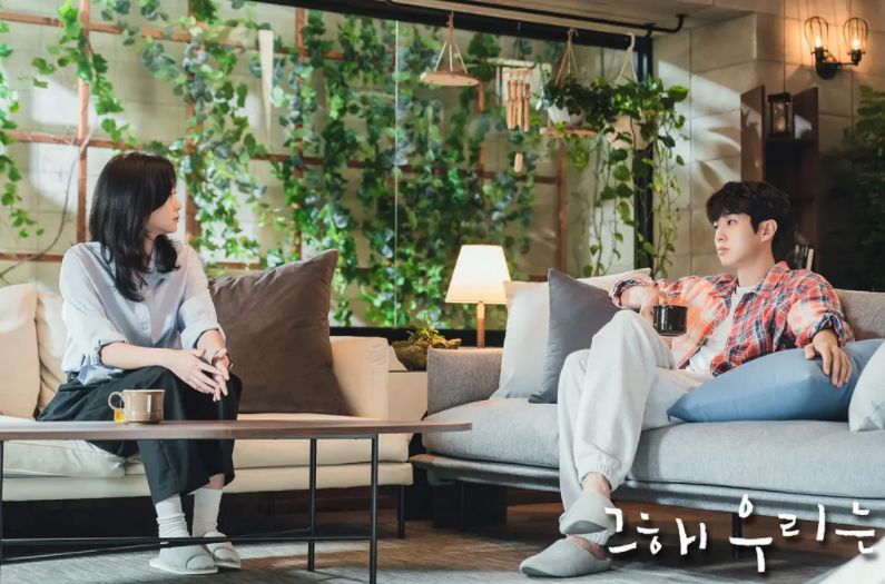 崔宇植|“演谁像谁”崔宇植，新剧播出成黑马，“魔女CP”成真