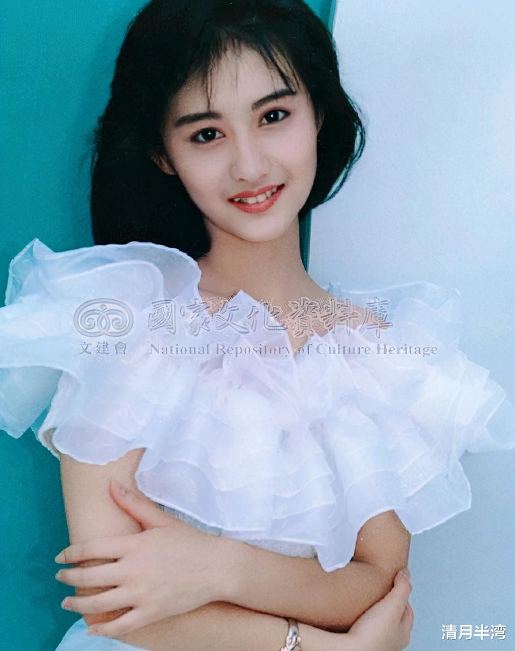 琼瑶|琼瑶选的女郎们，年轻时个个是鲜花正绽的美人