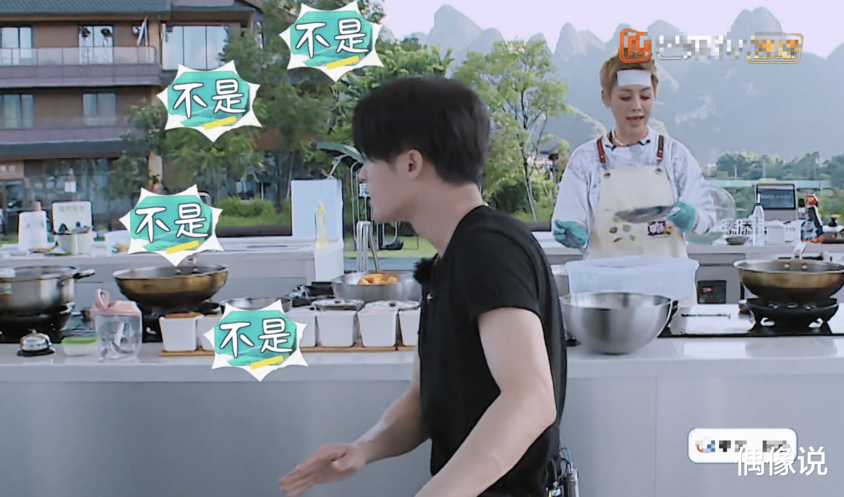 赵丽颖|《中餐厅5》新预告：赵丽颖说丁真做的米线没熟，丁真赔礼道歉好紧张