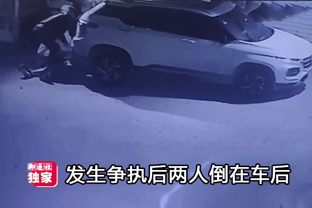 聊通社 山东临沂一村庄发生悲剧，男子酒后六亲不认，驾驶越野车撞向人群