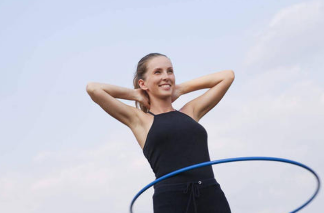 健身达人|95后健身达人刘太阳，五官精致，玲珑身材让人羡慕，网友：爱了