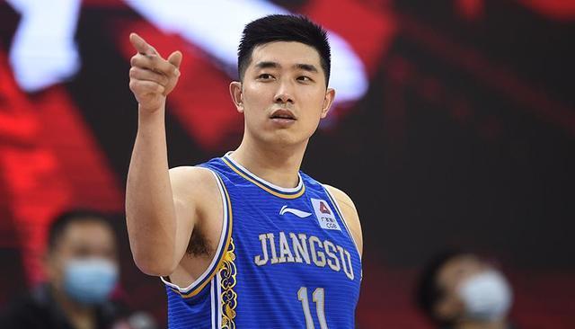 姚明|CBA两大裁判惹争议！漏判+肘击都不吹哨，姚明或停赛并追罚10万