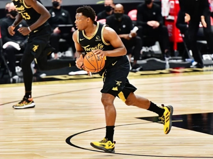 西蒙斯 再见，西蒙斯！猛龙拒绝3换1交易方案，洛瑞今夏大概率离队