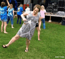 时光了了说说|“女生可以漂亮到什么程度？”哇哈哈哈...评论都是文化人呀～