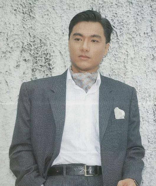 林俊贤|林俊贤,一位被遗忘了的男神,年轻时高大英俊颜值不输四大天王