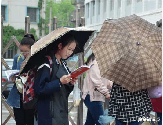 法学|农村孩子：这些类型的专业被选，只能给下一代做燃料，临床非首选