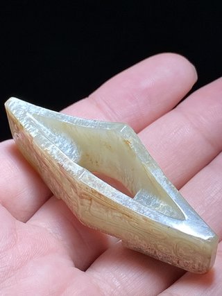 |汉 和田玉籽料 白玉 饕餮纹 兽面纹 剑格