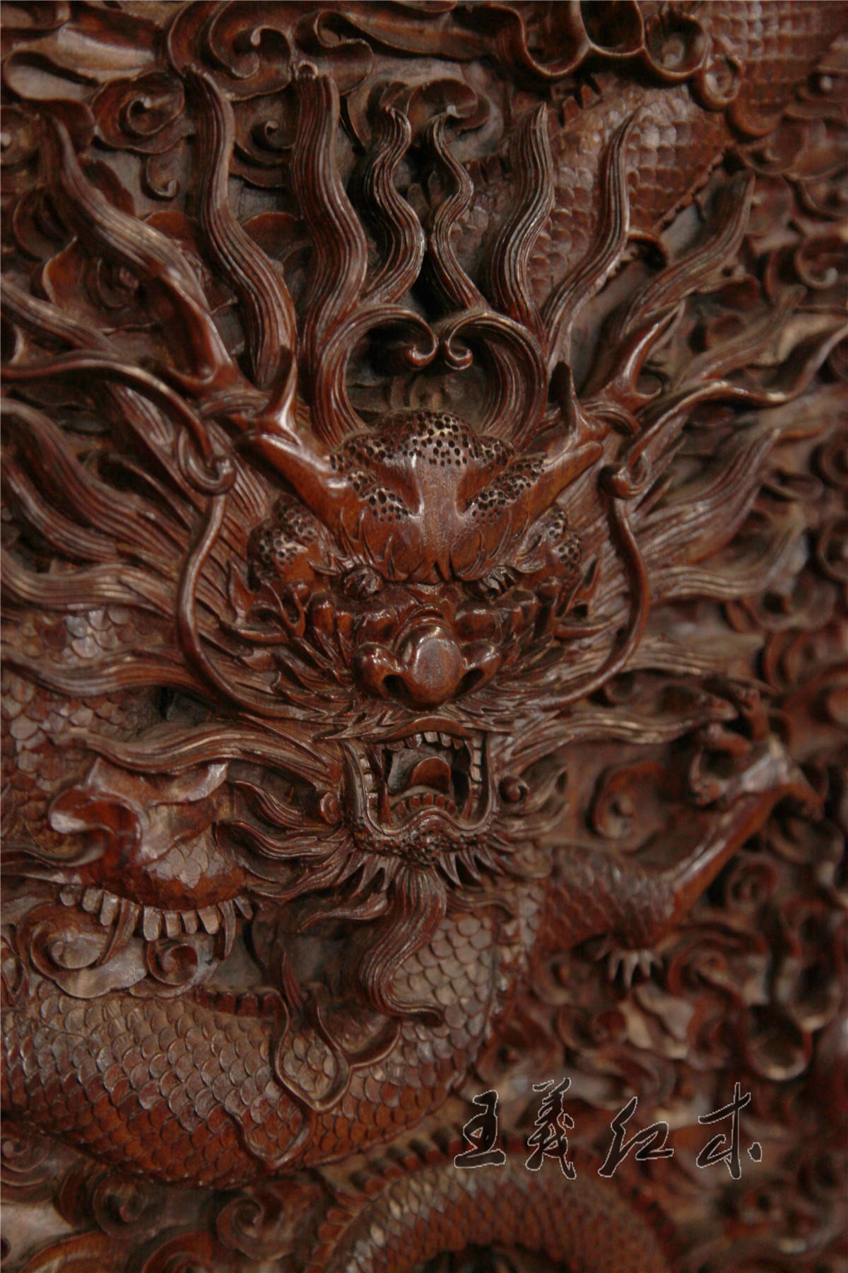 小王话红木|古典大红酸枝家具中，常见的9种雕花图案原来是这些寓意！带你涨见识