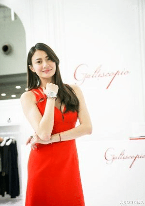 余文乐|黑帮千金女星甩余文乐退圈12年，嫁穷小伙成名表CEO“整年免工作”