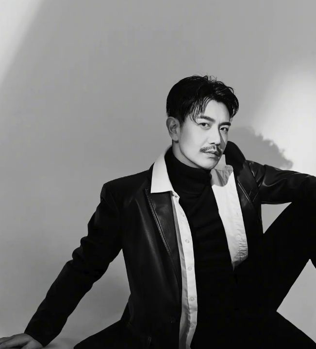 张智尧|男明星逃不过中年魔咒？40+身材颜值秒杀一众小鲜肉，越活越逆天